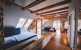 Pannonia Apartment